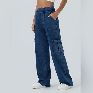 HALARA Flex™ Mid Rise Pockets Straight Leg Casual Cargo Jeans | Medium Petite